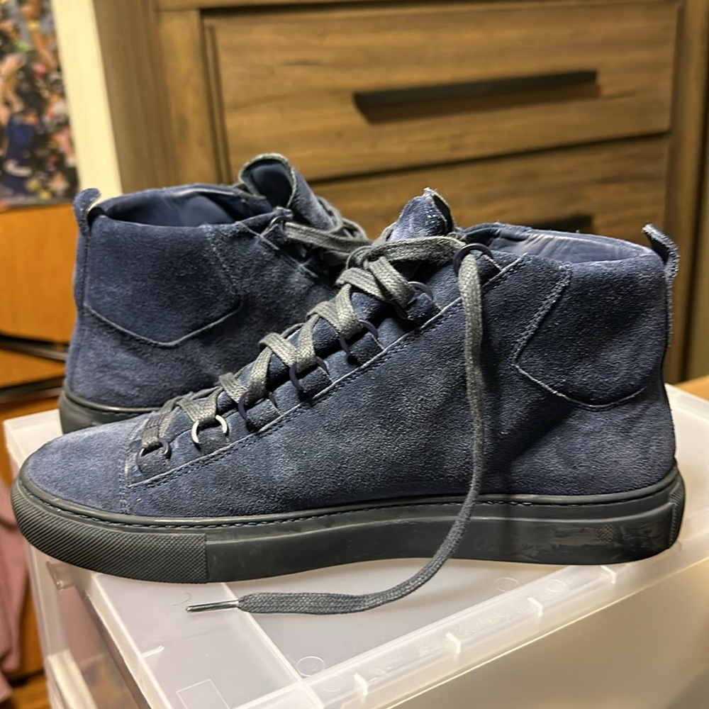 Balenciaga Sneakers - Navy Suede - Picture 6 of 11